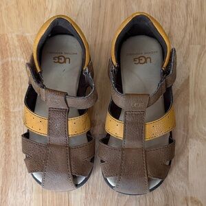 UGG Kids Tan and Yellow Summer Sandals Size 10